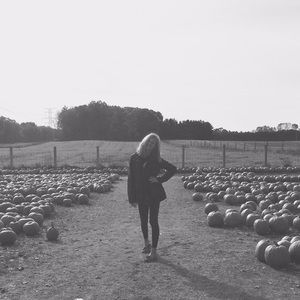 Meet your Posher, Ella