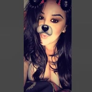 Meet your Posher, Monique