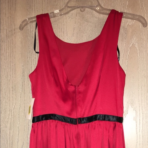 Super cute Red Mini - Picture 2 of 3
