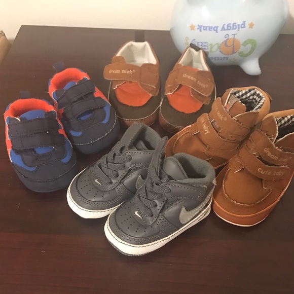 Brand new baby shoes