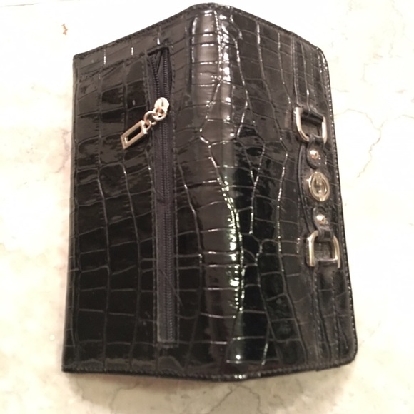 ‼️ GUESS WALLET - Picture 2 of 4