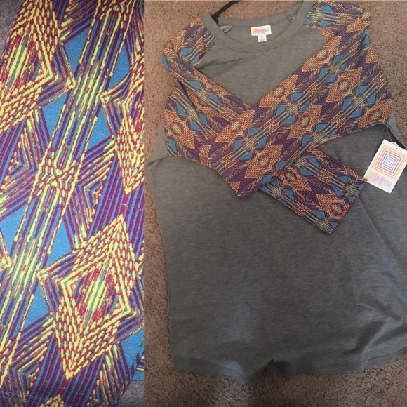 LuLaRoe Randy Tee - Picture 2 of 2