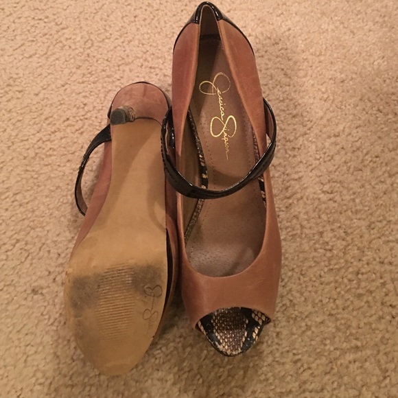 Jessica Simpson heels