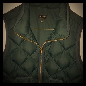 J Crew Factory quilted excursion vest size medium