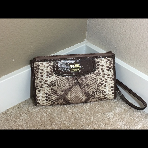 Coach wristlet
