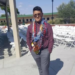 Meet your Posher, Fernando