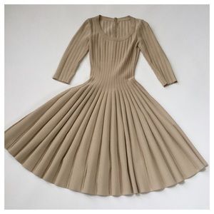 AZZEDINE ALAIA FIT & FLARE DRESS SZ x-SMALL $3995