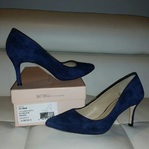 BCBG Eclipse Blue Kidsuede heels