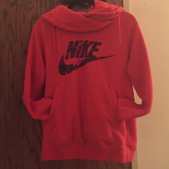 Nike Rally Funnel Neck Sweatshirt - Picture 2 of 2