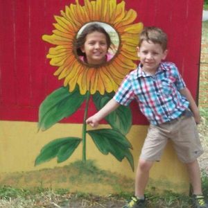 Meet your Posher, Eli