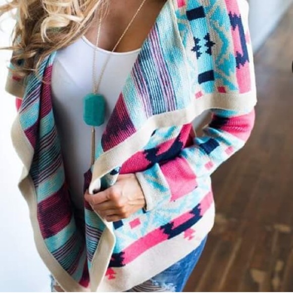💗Aztec Print Pink & Blue Cardigan - Picture 2 of 3