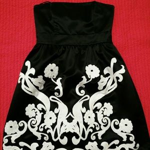 White House Black Market Dress