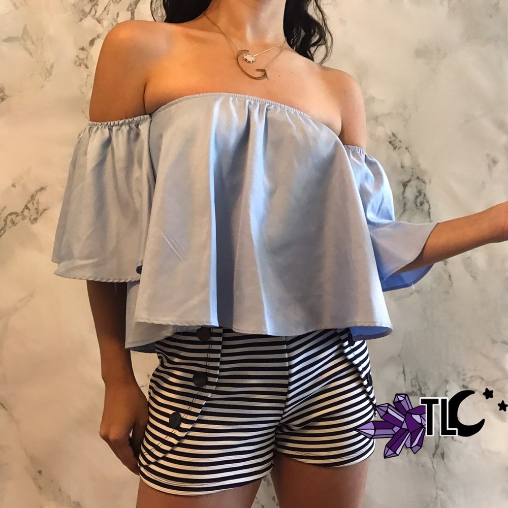 Must Have ❣️ blue flowy off shoulder cropped top