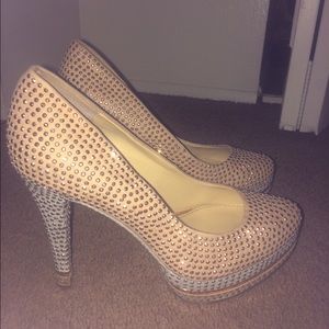 Gianni Bini Beige and Silver Heels