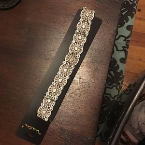 Beautiful silver and rhinestone headband
