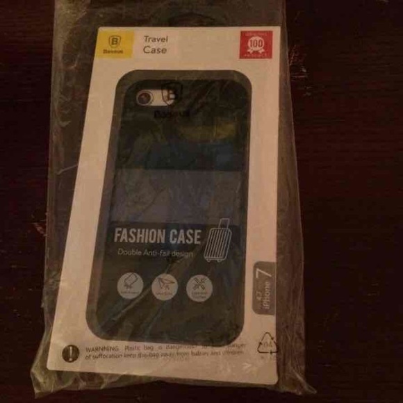 iPhone 7 case - Picture 1 of 4