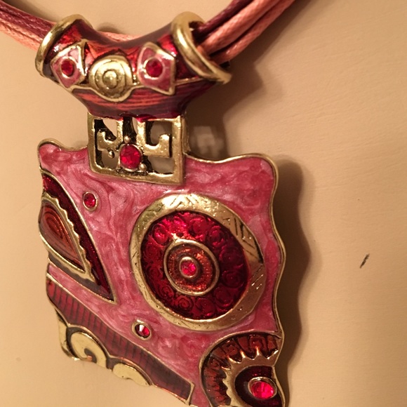 Red & gold abstract metal pendant on corded chain - Picture 3 of 4