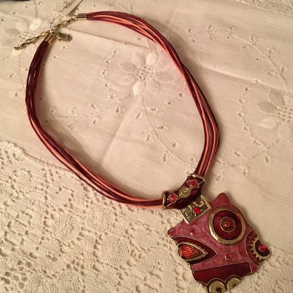 Red & gold abstract metal pendant on corded chain - Picture 4 of 4