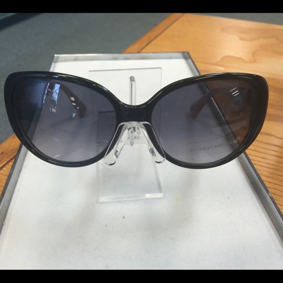 🔥FLASH SALE🔥Badgley Mischka Sunglasses