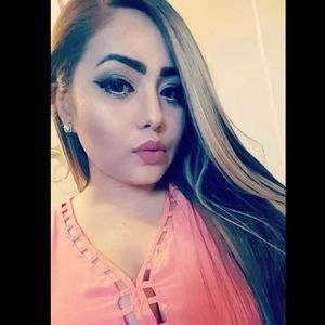 Meet your Posher, Crystal