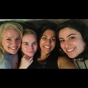 Meet your Posher, Joyce