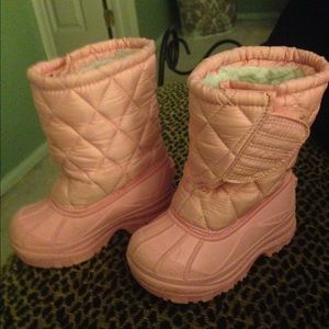 Winter boots (toddler)