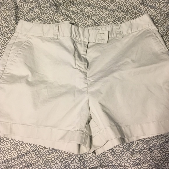 Vineyard vines Khaki shorts
