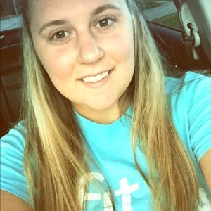 Meet your Posher, Candice