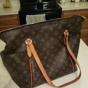 Louis Vuitton Totally MM