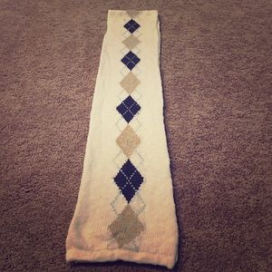 Women's scarf
