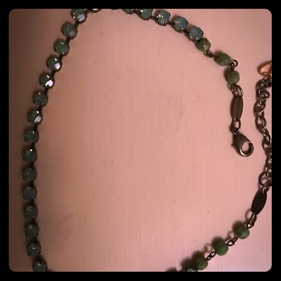 Sabika choker