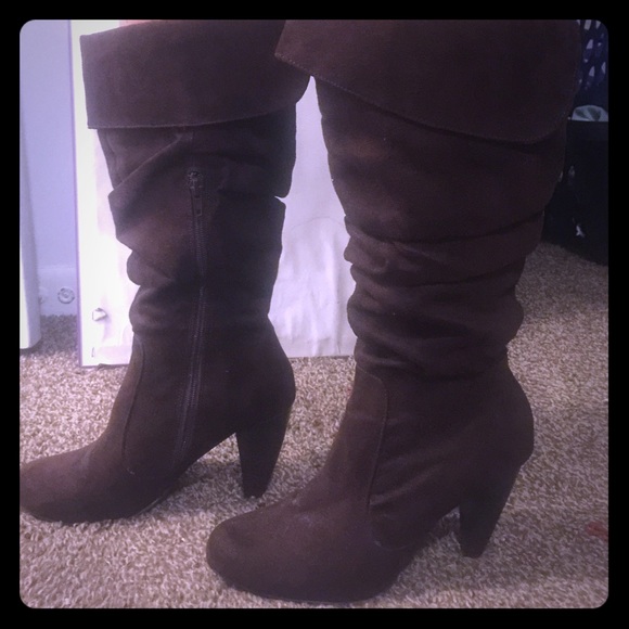 🔴SOLD🔴 Charlotte Russe Suede Boots