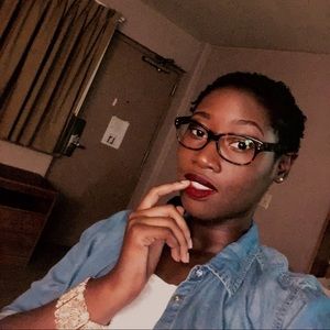 Meet your Posher, Melissa