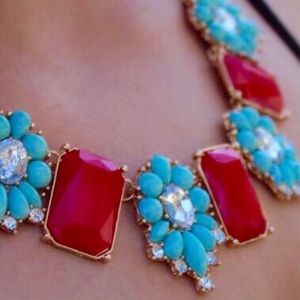 FREE WITH PURCHASE- necklace