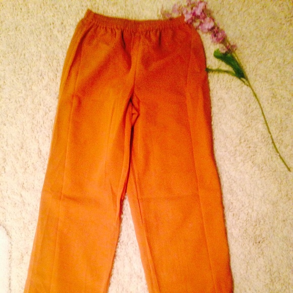Loose elastic waist pants