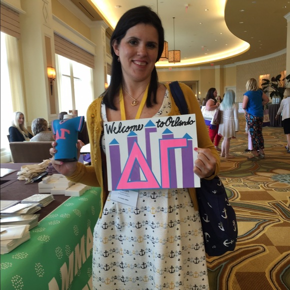 Meet your Posher, Jackie - Picture 1 of 1