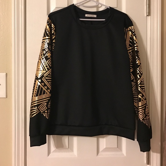 Black and Gold sweatshirt