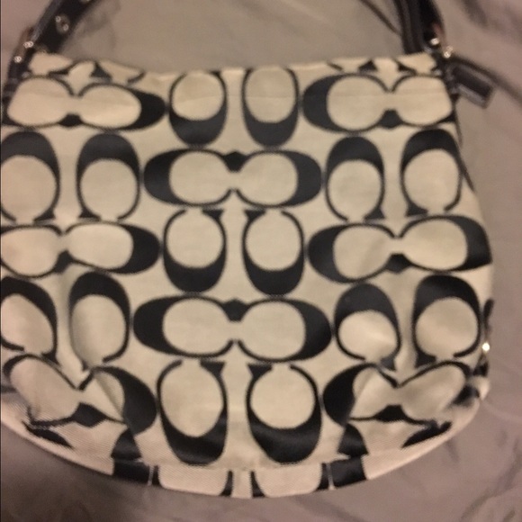 Coach HoBo.  Like New.