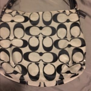 Coach HoBo.  Like New.
