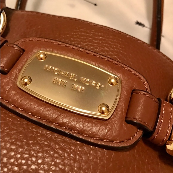 Michael Kors leather purse - Picture 3 of 4