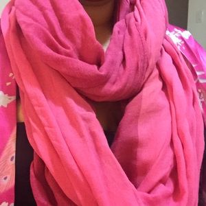 Pink infinity scarf from H&M