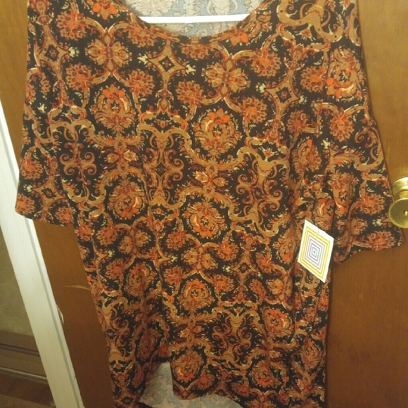 Lularoe irma size m