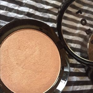 Lorac Light Source Highlighter set