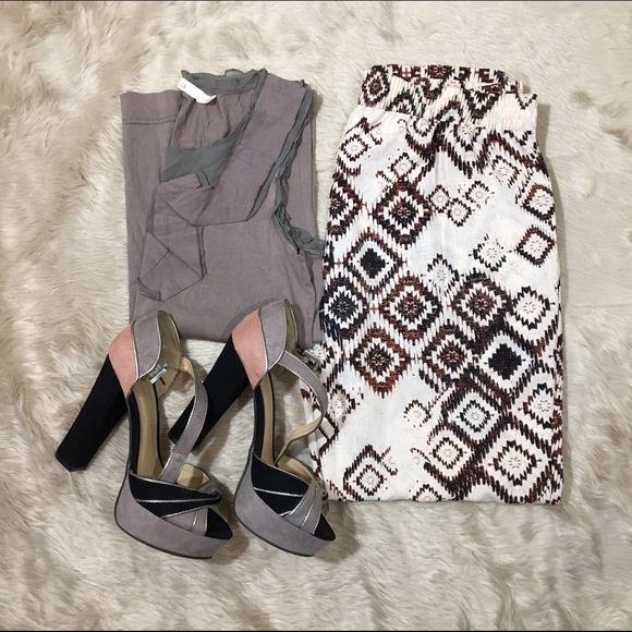 Neutral diamond print slouchy stretch pants - Picture 1 of 4