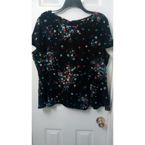 Bouquet Peplum Black Top by papaya