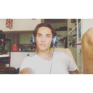 Meet your Posher, Julian