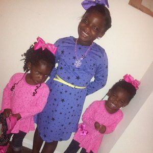 Meet your Posher, Dominique