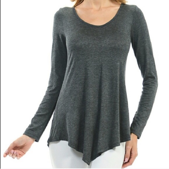 🆕light🌹Asymmetrical hem gray top.🌹 - Picture 2 of 6