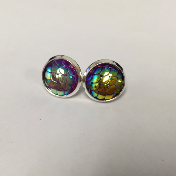 *Last one* Mermaid Scale Stud Earrings