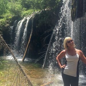 Meet your Posher, Rhonda